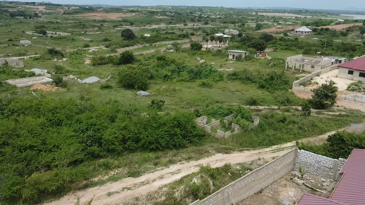 Awutu Breku Land